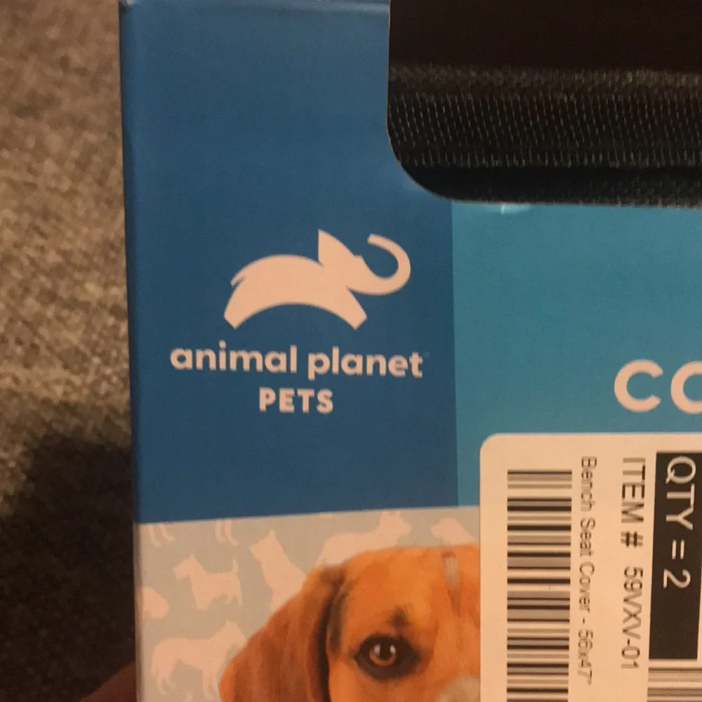 NWT Animal Planet Bench Seat Cover - 56x47”